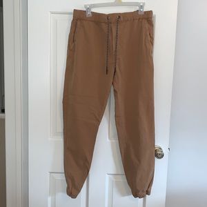 American Eagle Jogger Khakis